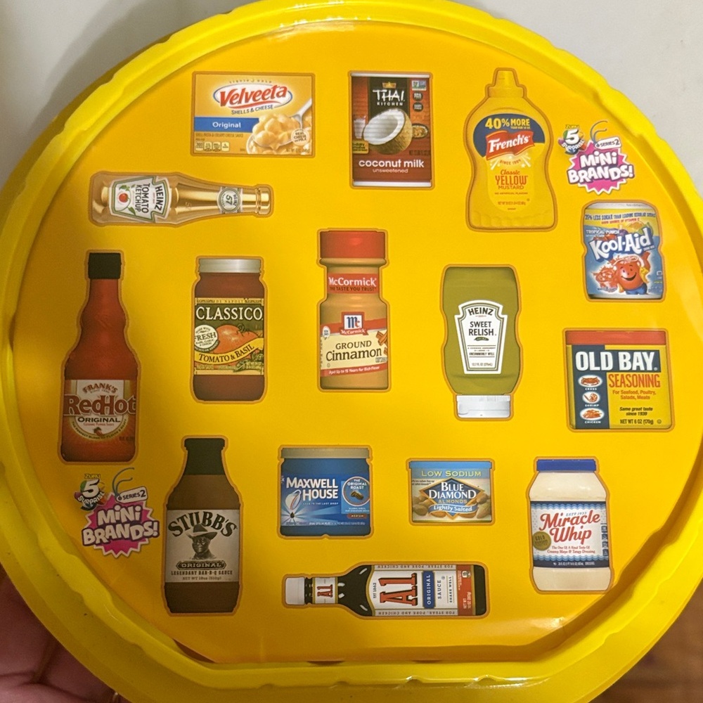 Mini brands collector case - Picture 5 of 10
